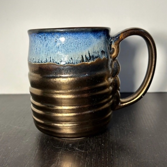 La Rochelle Artisan Crafted Stoneware Coffee Mug Blue & Metallic Gold/Bronze - Picture 6 of 10